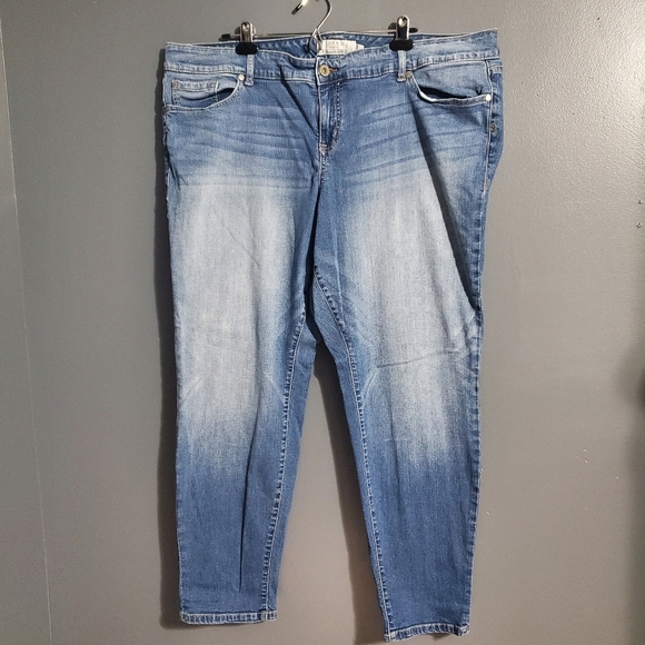 Torrid Womens Jeans Medium Wash Size 22 - Picture 1 of 6